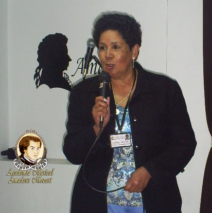 Celia de Gmez - Coordinadora